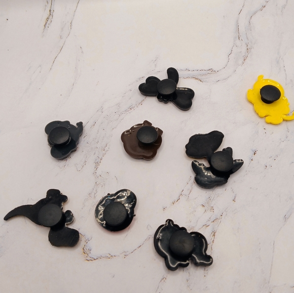 Crocs Pieces 8 count Animals - Picture 2 of 2